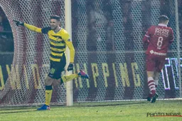 Antwerp is leider af na dramatische avond