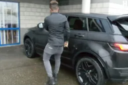 Leon Bailey vertrekt razend bij RC Genk (Video)