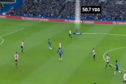 Michy Batshuayi zorgt (ongewild?) voor een knappe assist bij Chelsea (Video)