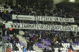 Fans Beerschot Wilrijk maken KV Mechelen belachelijk