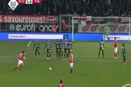 Belfodil scoort een perfecte vrije trap voor Standard (Video)