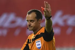 "Niet ik, Boucaut, moet met mijn roodbeschaamde hoofd op het marktplein worden tentoongesteld, maar jij!"