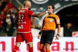 Antwerp-Genk: "Schandalig wat die scheidsrechter doet!"