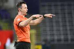 Flink wat ophef tijdens Anderlecht-Charleroi: "Onbegrijpelijk en ridicuul"