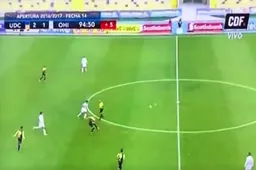 Argentijn scoort met een absoluut waanzinnige volley (Video)