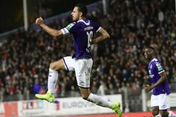 VAR zeer zwaar onder vuur na Charleroi-RSCA: "Slap, belachelijk en oneerlijk"