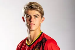 Martínez passeert De Ketelaere opnieuw