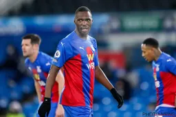 ‘Deze Belgische topclub ligt in poleposition om Benteke binnen te halen’