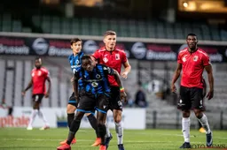 Club NXT wordt belachelijk gemaakt in 1B