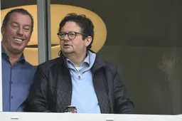 "Coucke heeft geen verstand van voetbal en verdient de rode kaart"