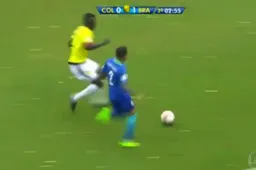 Davinson Sanchez stuurt Dani Alves terug naar Parijs (Video)