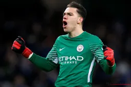 Doelman Ederson heeft boodschap voor Guardiola: "Ik kan op die positie ook spelen"