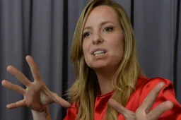 Elke Clijsters heel eerlijk over haar band met zus Kim: "Jammer, maar het is onvermijdelijk"