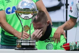 Speler van Chapecoense vertelt over laatste momenten voor de vliegtuigcrash: "Ik hoorde mijn vrienden roepen..."