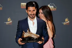 Problemen voor Gal Refaelov op Gouden Schoen: Jurk geeft te veel bloot