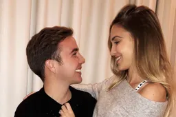 WAG van Mario Götze geniet in bikini van het weekend
