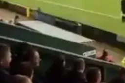 Engelsen lachen met eigen coach: "Wie heeft Mourinho nodig?"