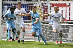 Anderlecht-fans kijken met hele grote ogen naar hun eigen speler