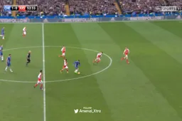 Hazard scoort tegen Arsenal na een fenomenale solo (Video)