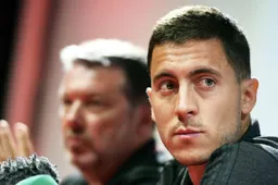 'Hazard gooit vlak voor deadline day bom onder Chelsea'