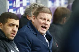 Vanhaezebrouck grijpt op deze manier in: "Ik overweeg het al een tijdje"