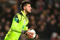 Van Crombrugge gelooft niet wat hij ziet van Kompany: "Nog nooit gezien"