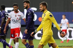 Van Combrugge gelooft zijn ogen niet na late tegengoal: "Altijd hetzelfde"