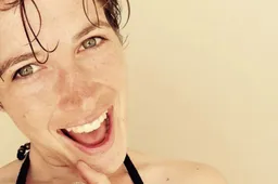 Imke Courtois over kleedkamer bij vrouwenvoetbal: "Alles uit en klaar"