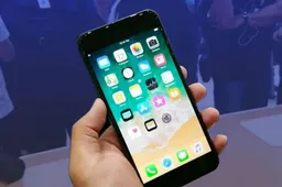 Voetbal24 geeft een iPhone 8 weg: Enkel dit moet je doen om hem te winnen!