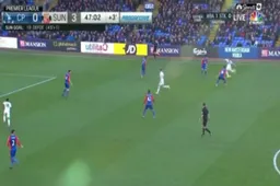 Adnan Januzaj verbaast met een geweldige assist (Video)