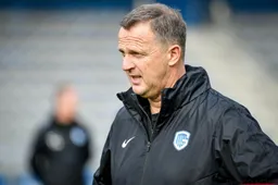 'Bom in Genkse kleedkamer voor match KV Oostende, Van den Brom verknalt het'