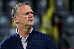 Van den Brom haalt zwaar uit naar zijn sterkhouders: "Beviel me absoluut niet"