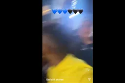 Club Brugge-fans vieren zege tegen KVO met opmerkelijke gast (VIDEO)