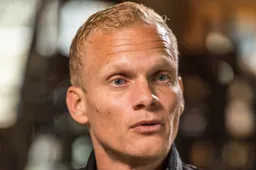 Kijkers spuwen co-commentator Karel Geraerts uit: "Echt, serieus jong"