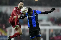 Dury furieus: "Versterking moet de arbitrage op de bank van Club gaan zoeken"