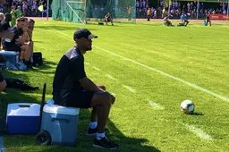 Dit zijn de eerste beelden van Kompany tijdens een match van Anderlecht