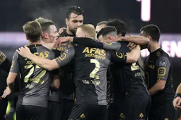 VAR grijpt in extremis in en KV Mechelen wint op het veld van Standard