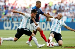 Mbappé imponeert tijdens Frankrijk-Argentinië: "Snelheidsboete!" (Video)