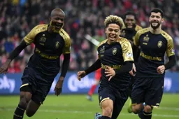 Ontketend Antwerp knikkert Standard uit de beker