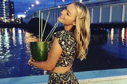 Wij hebben Frank Raes, in de Premier League is deze knappe dame reporter