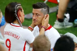 Lewandowski werd gisteren heerlijk getroost na nederlaag (Foto's)