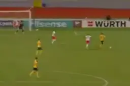 Ook in Litouwen kunnen ze heerlijke doelpunten maken (video)