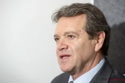 Louwagie zet Vanhaezebrouck stevig op zijn plaats