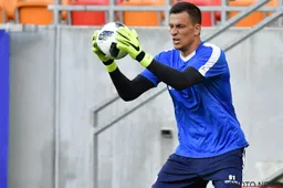 'AA Gent dreigt vlak voor einde transferperiode Kalinic te verliezen'