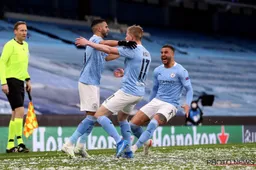 De Bruyne en Manchester City ten koste van gefrustreerd PSG naar CL-finale