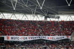 Fans hebben het helemaal gehad met Rode Duivel: “Hij MOET weg!”