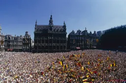 Rode Duivels krijgen huldiging op Grote Markt in Brussel