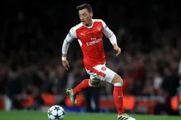 ‘Manchester United schept duidelijkheid over transfer Özil’