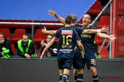 Antwerp-spits Frey is bezig aan ongelooflijke stunt: vijf goals in een uur tijd