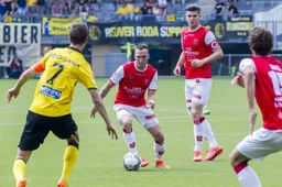 Benteke verrast en gaat in Nederland aan de slag